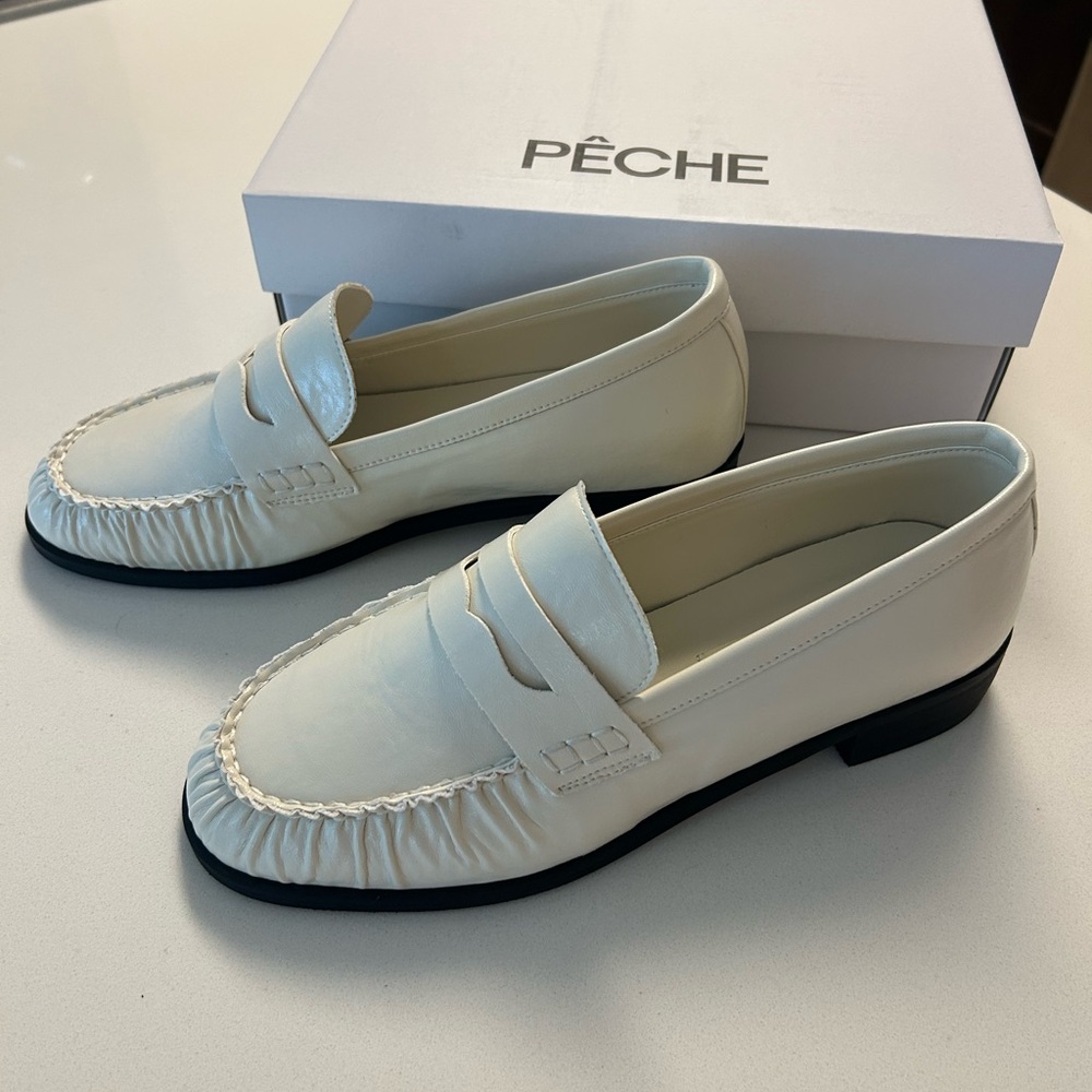 Shop-Peche Sophie Cream Loafers
